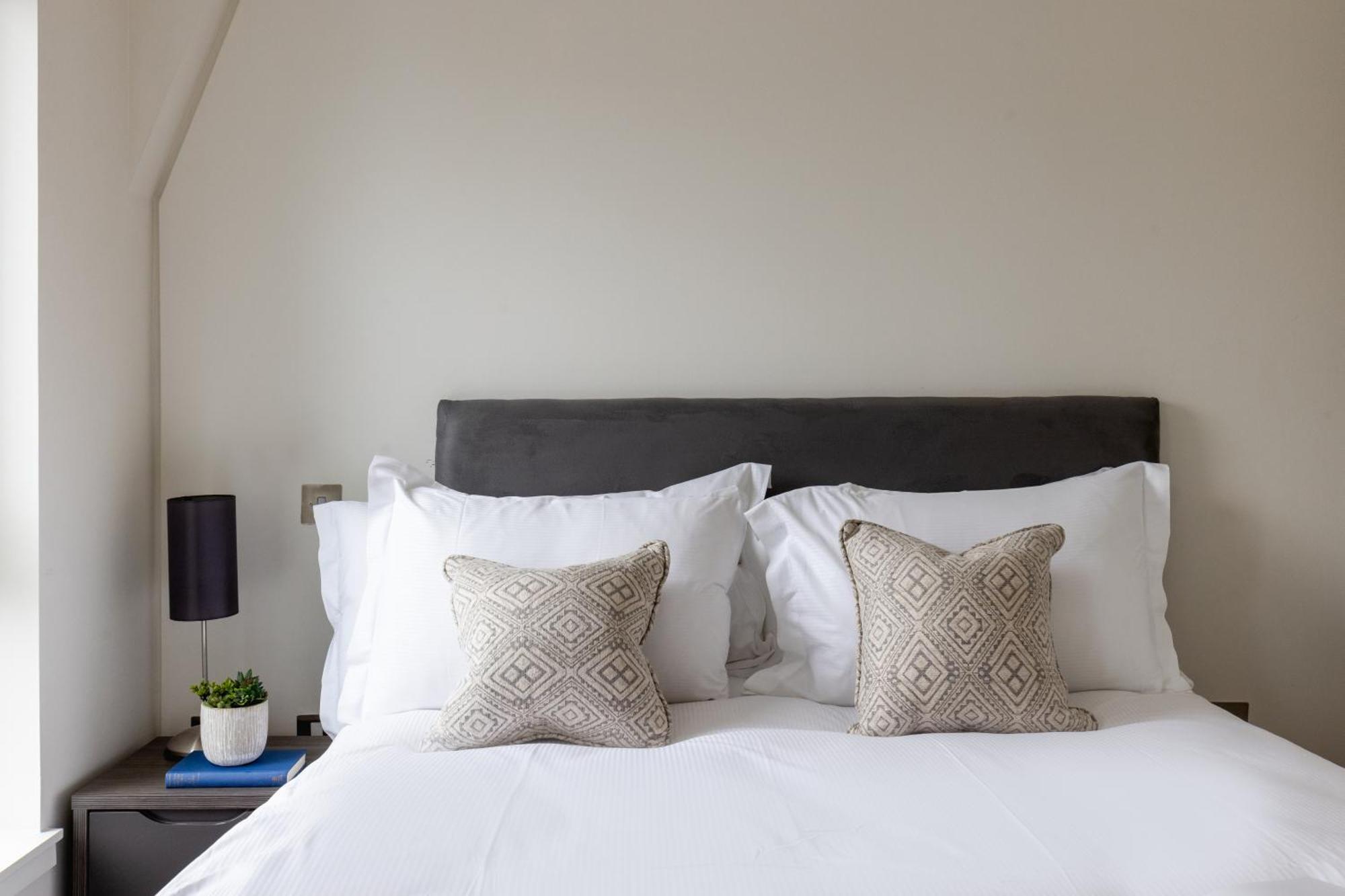 Native Marylebone Lane Appartement Londen Buitenkant foto