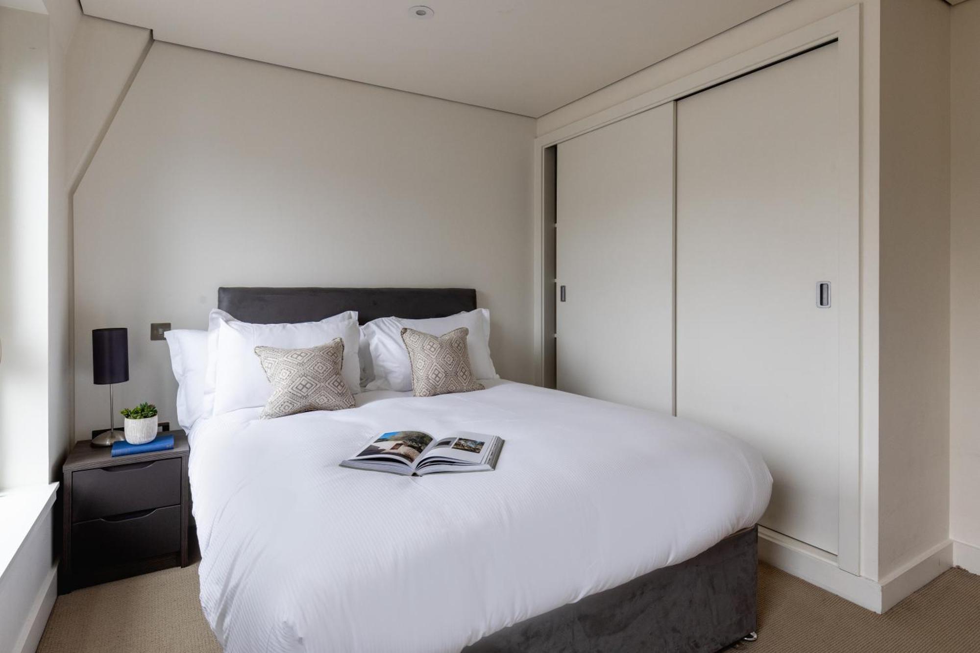 Native Marylebone Lane Appartement Londen Buitenkant foto